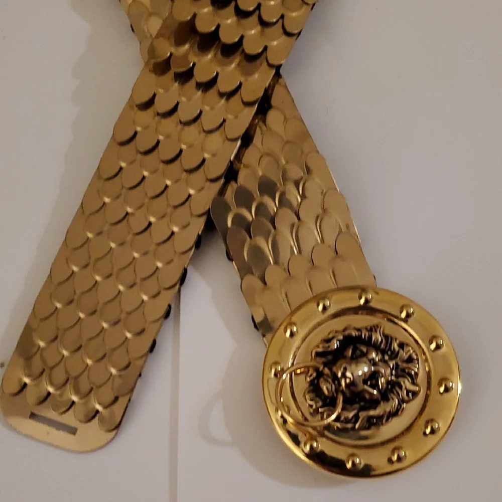 New Gold Lion Head Metal Stretchy Belt Total Length 26